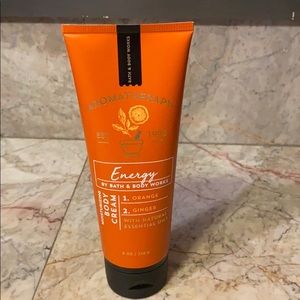 BBW AROMATHERAPY ENERGY BODY CREAM